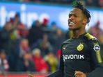 fc-koln-vs-borussia-dortmund-michy-batshuayi_20180203_144413.jpg