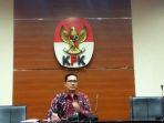 febri-diansyah-di-gedung-merah-putih-kpk-0.jpg