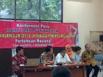 federasi-serikat-guru-indonesia_20141207_20141207_134832.jpg