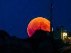 fenomena-supermoon-atau-bulan-purnama-akan-menyapa-bumi-pada-senin-2112019-malam.jpg