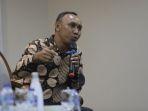 ferdy-hasiman-peneliti-tambang.jpg