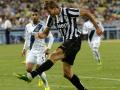 fernando-llorente-tendang-tuhbolaaa.jpg