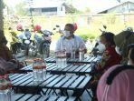 fernando-sinaga-lakukan-dialog-dengan-para-guru-dan-tenaga-kependidikan-honorer.jpg