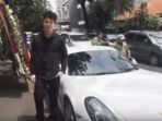 fero-walandouw-perkenalkan-porsche-cayman-putih-seharga-rp2-miliar-miliknya_20170124_121202.jpg