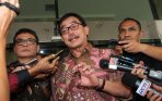 ferry-mursyidan-baldan-serahkan-lhkpn_20141114_204001.jpg