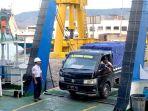 ferry-penyeberangan-_ok.jpg