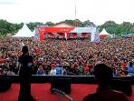 festival-border-aruk-kalbar-tembus-6137-wisman-malaysia_20161108_140212.jpg