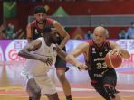 fiba-asia-cup-2022-indonesia-kalahkan-arab-saudi_20220712_193507.jpg