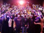 film-backstage-945.jpg