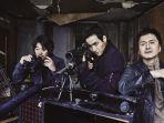 film-hwayi-a-monster-boy-2013.jpg