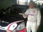fino-persembahkan-podium-bagi-gt-radial_20150527_193904.jpg