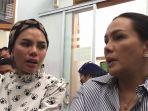 fitri-menemani-nikita-mirzani-di-pn-jaksel.jpg