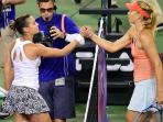 flavia-pennetta-maria-sharapova_20150318_151239.jpg