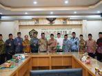 forum-pesantren-alumni-gontor-fpag-saat-bersilaturahmi-ke-unissula.jpg
