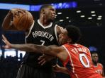 forward-brooklyn-nets-joe-johnson-guard-atlanta-hawks-jeff-teague_20150430_131139.jpg