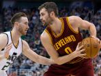 forward-cleveland-cavaliers-kevin-love_20170317_110058.jpg