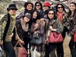 foto-diduga-rombongan-istri-anggota-dpr-jalan-jalan-ke-jepang_20160405_162704.jpg
