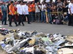 foto-foto-presiden-joko-widodo-meninjau-posko-evakuasi-musibah-lion-air-jt-610-5_20181031_084541.jpg