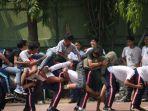 foto-hanya-ilustrasi-permainan-kuda-tomprok.jpg