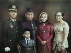 foto-keluarga-tukul-arwana_20180104_065208.jpg