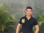 foto-pria-yang-digunakan-seseorang-bernama-musahir.jpg