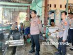 foto-rudiana-melihat-tambak-ikan.jpg