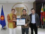founder-chairman-of-markplus.jpg