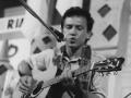 franky-sahilatua-gitarannnnjadul.jpg
