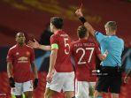 fred-mendapatkan-kartu-merah-saat-pertandingan-manchester-united-vs-psg.jpg