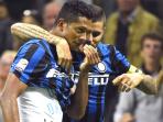 fredy-guarin-dan-mauro-icardi_20150914_035246.jpg