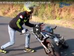 freestyler-mjm-xr-banjarbaru-beraksi-kembali-usai-patah-kaki_20171030_120331.jpg