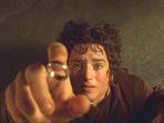 frodo-elijah-wood-the-lord-of-the-rings-the-fellowship-of-the-ring.jpg