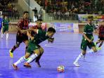 futsal-jawa-barat-taklukkan-papua-barat-4-0_20160916_183554.jpg