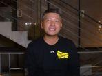 gading-marten-saat-dikonfirmasi-oleh-awak-media.jpg