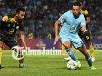 gagal-menang-dan-berada-di-zona-degradasi-pelatih-persela-sebut-finishing-masih-jadi-masalah.jpg