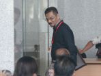 gamawan-fauzi-kembali-jalani-pemeriksaan_20170615_221253.jpg