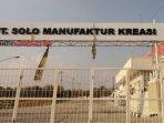 gambar-gerbang-pintu-masuk-pt-solo-manufaktur-kreasi-esemka_20181016_155410.jpg