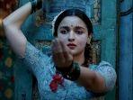 gangubai-kathiawadi-masuk-top-10-film-di-25-negara-di-seluruh-dunia-termasuk.jpg