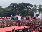 ganjar-internet-gratis-vs-makan-siang-gratisss.jpg