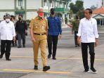 ganjar-jokowi-1-mobil.jpg