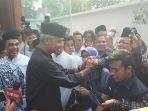 Ganjar Pranowo Hadir Melayat ke Rumah Duka Politikus Gerindra Desmond J Mahesa