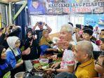 ganjar-pranowo-nasi-jamblang-nih3.jpg