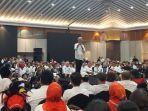 ganjar-pranowo-orasi-politik-acara-pesan-cinta-untuk-ganjar-mahfud-alumni-kampus-se-jawa-barat.jpg