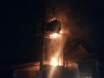 gardu-listrik-terbakar_20151104_215557.jpg