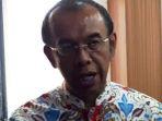 gatot-s-dewa-broto-saat-diwawancarai-setelah-mengadakan-pertemuan.jpg