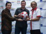 gatot-s-dewa-broto-terimaboladarivladimir-smicer.jpg