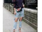gaya-celana-jeans-aksen-sobek_20150513_071828.jpg