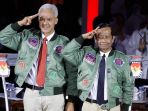 gaya-ganjar-pranowo-pada-debat-ketiga-calon-presiden-2024_20240107_213031.jpg