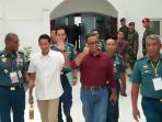 gaya-pasangan-anies-dan-sandiaga_20160925_085143.jpg