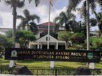 gedung-dprd-subang-jawa-barat.jpg
